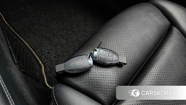 Mercedes-Benz GLC-Class X253 2019 Белый из Кореи, фото 5