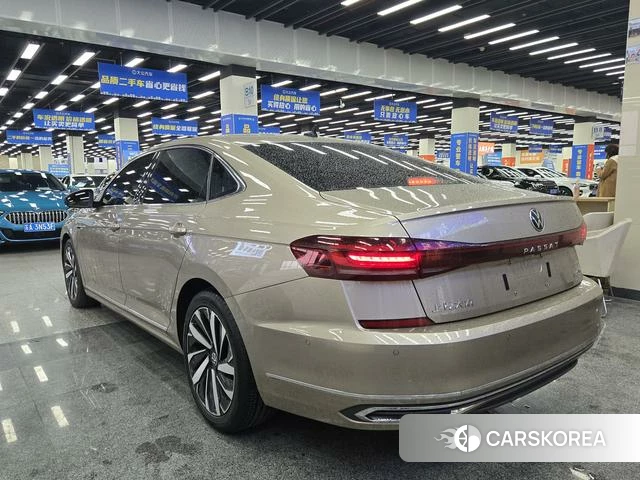 Volkswagen Passat 2022 Шампань из Китая, фото 5
