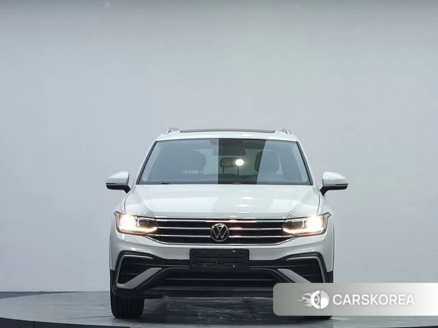 Volkswagen Tiguan L 2023 Белый из Китая, фото 5