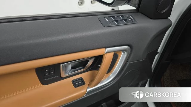 Land Rover Discovery Sports 2018 Белый из Кореи, фото 5