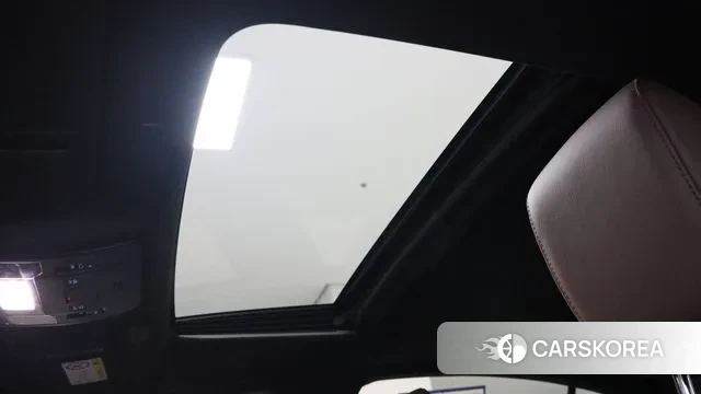 Lexus ES300h 7th generation 2025 Белый из Кореи, фото 5