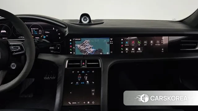 Porsche Taycan 2023 Серебристо-серый из Кореи, фото 5