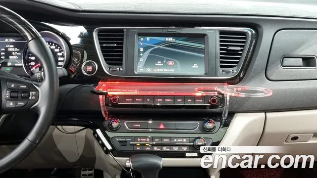 Kia The New Carnival 2019 Белый из Кореи, фото 5