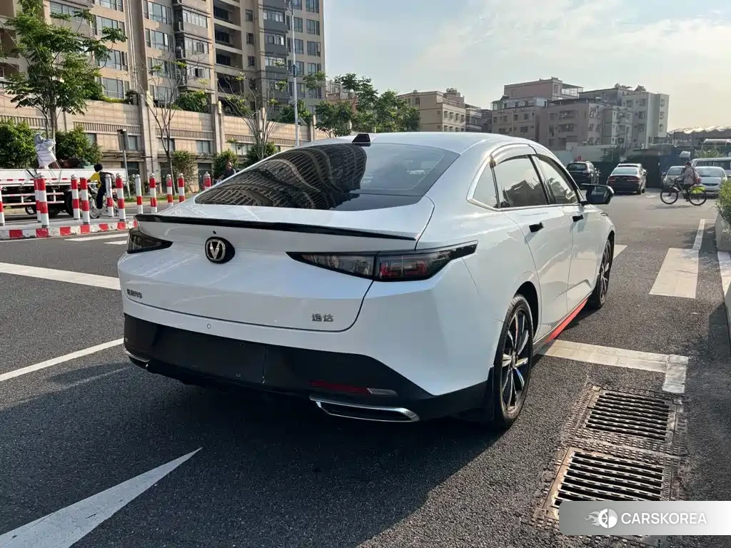 Chang'an Yida 2023 Белый из Китая, фото 5