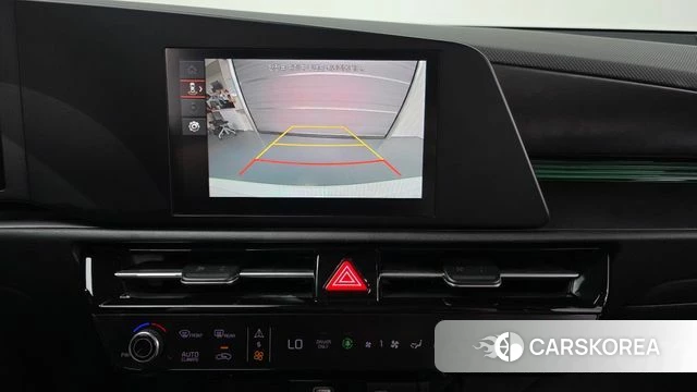 Kia Di Ol Nu Niro 2022 Белый из Кореи, фото 5