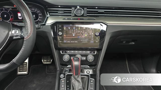 Volkswagen Arteon 2019 Белый из Кореи, фото 5