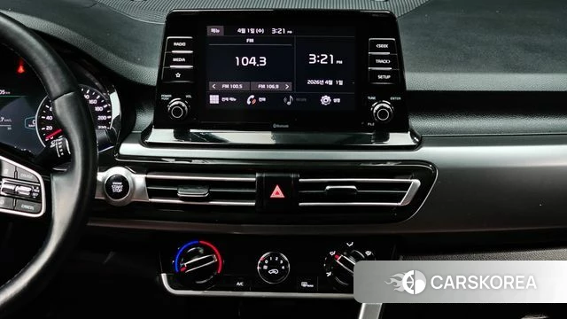 Kia Seltos 2022 Белый из Кореи, фото 5