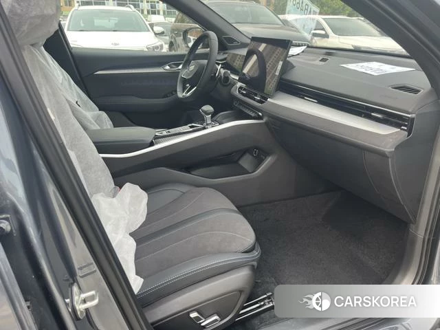 Geely Automobile Xingrui 2026 Темно-серый из Китая, фото 5