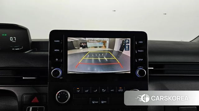 Hyundai Staria 2022 Белый из Кореи, фото 5