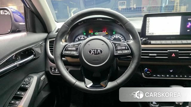 Kia Seltos 2020 Синий из Кореи, фото 5