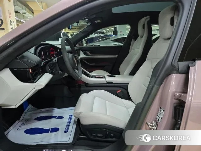Porsche Taycan 2023 Розовый из Кореи, фото 5