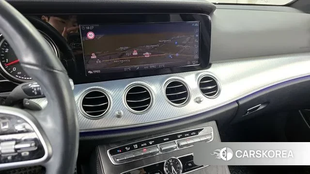 Mercedes-Benz E-Class W213 2019 Белый из Кореи, фото 5