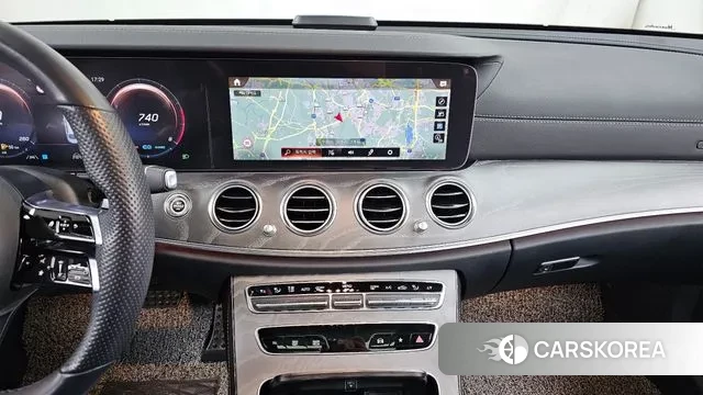 Mercedes-Benz E-Class W213 2022 Белый из Кореи, фото 5