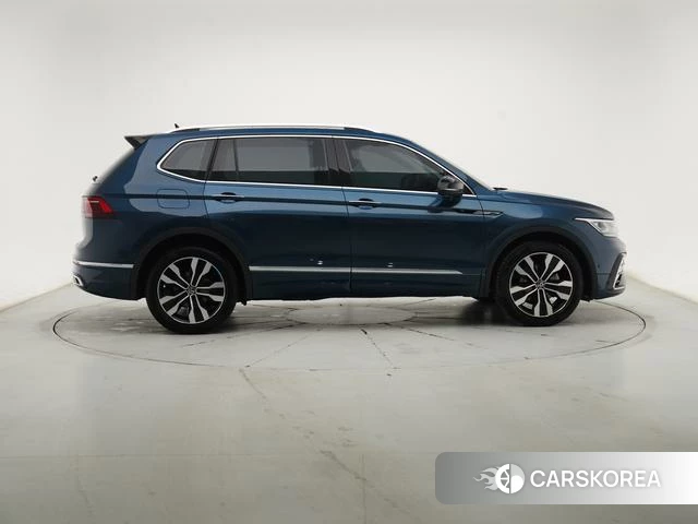 Volkswagen Tiguan L 2022 Синий из Китая, фото 5