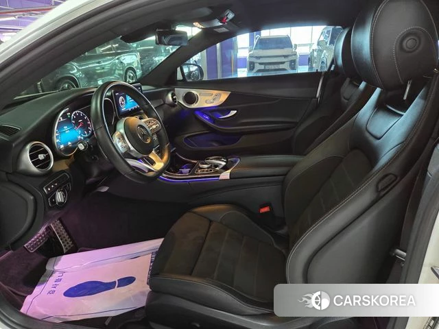 Mercedes-Benz C-Class W205 2021 Белый из Кореи, фото 5