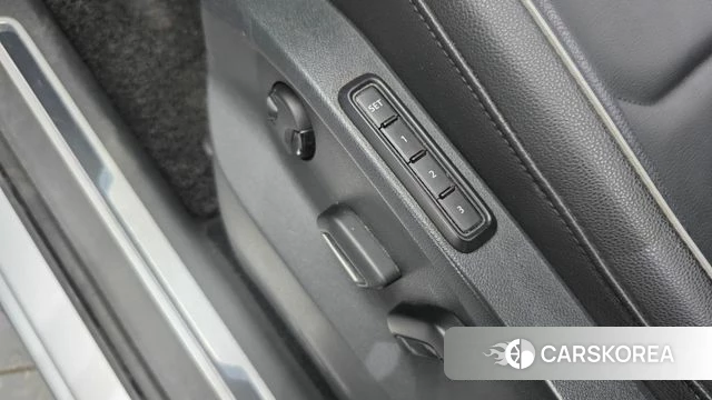 Volkswagen Tiguan second Generation 2018 Серебряный из Кореи, фото 5