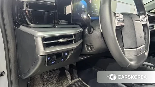 Hyundai Grandeur (GN7) 2024 Серебристо-серый из Кореи, фото 5