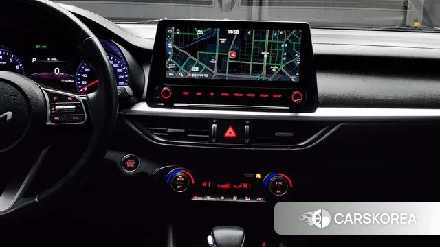 Kia The New K3 2nd generation 2021 Белый из Кореи, фото 5