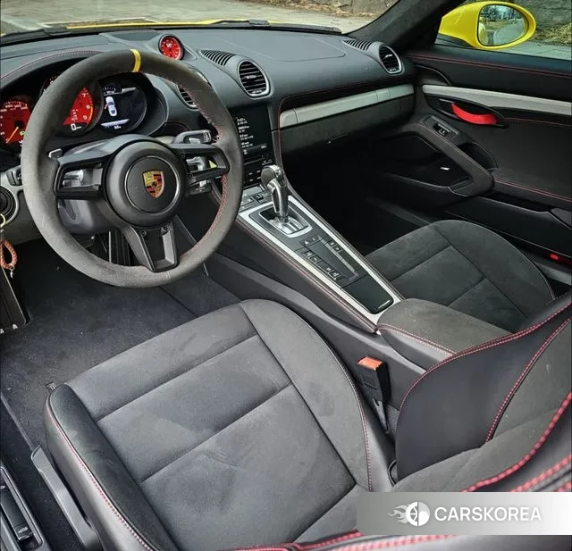 Porsche 718 Cayman 2023 Желтый из Кореи, фото 5