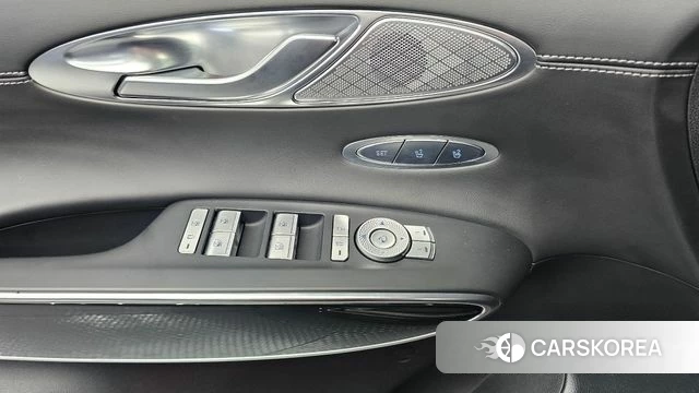 Genesis GV70 2021 Черный из Кореи, фото 5