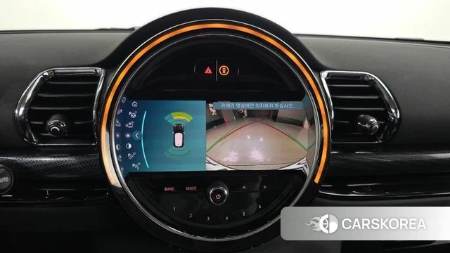 Mini Cooper Clubman 2023 Белый из Кореи, фото 5