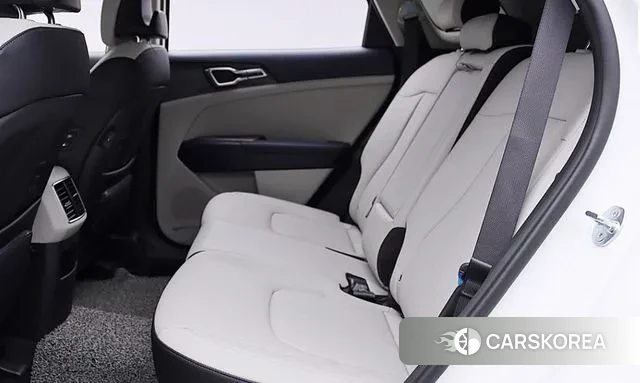 Kia Sportage 5th Generation 2024 Белый из Кореи, фото 5