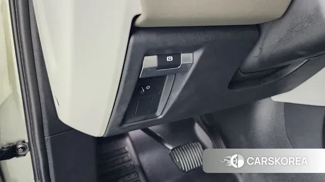 Land Rover Defender (L663) 2020 Светло-зеленый из Кореи, фото 5