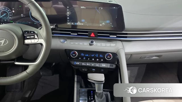 Hyundai The New Avante Hybrid (CN7) 2024 Белый из Кореи, фото 5