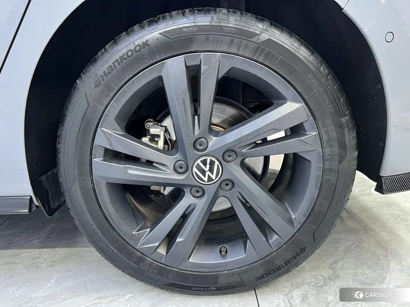 Volkswagen Golf 2023 Silver/gray из Китая, фото 5