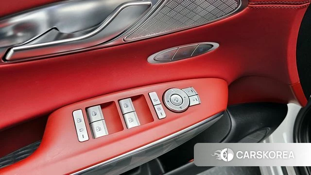 Genesis GV70 2021 Белый из Кореи, фото 5