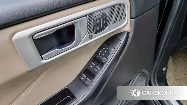 Ford Explorer 6th Generation 2019 Черный из Кореи, фото 5