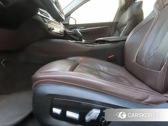 BMW 5 Series (G30) 2018 Черный из Кореи, фото 5