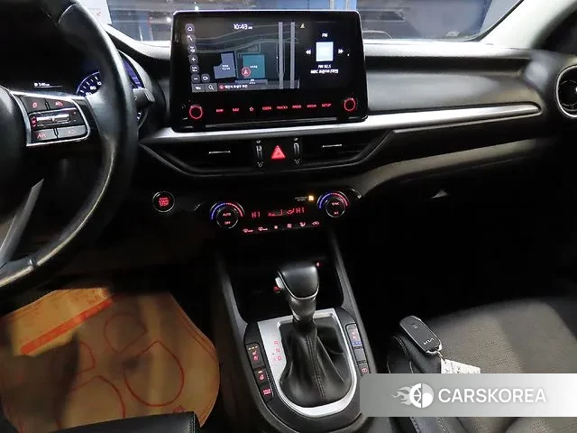 Kia The New K3 2nd generation 2021 Белый из Кореи, фото 5