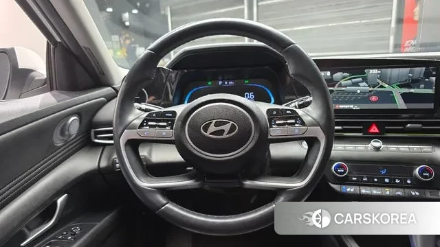 Hyundai The New Avante (CN7) 2023 Белый из Кореи, фото 5