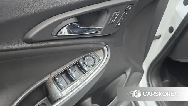 Chevrolet (GM Daewoo) The New Malibu 2019 Белый из Кореи, фото 5