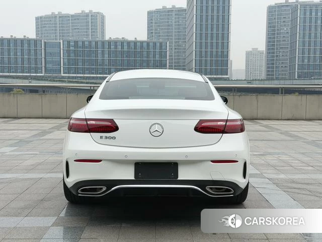 Mercedes-Benz E-class (imported) 2021 Белый из Китая, фото 5