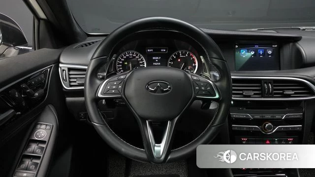 Infiniti Q30 2019 Жемчужный цвет из Кореи, фото 5