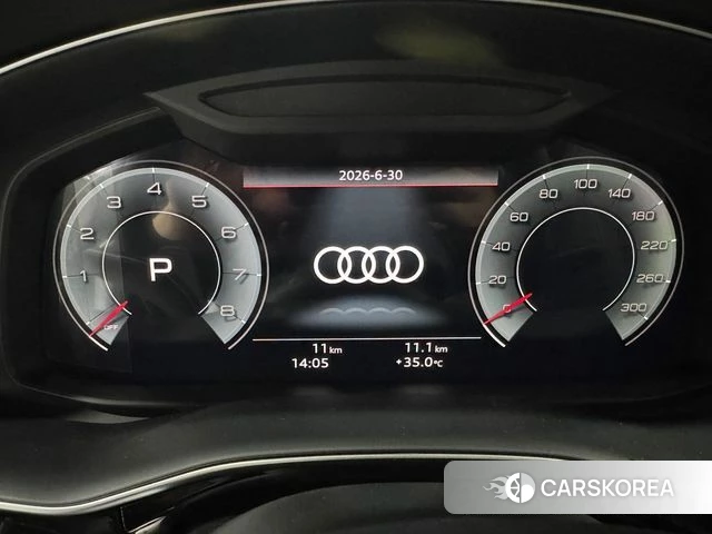Audi Q8 (4M) 2026 Серый из Кореи, фото 5