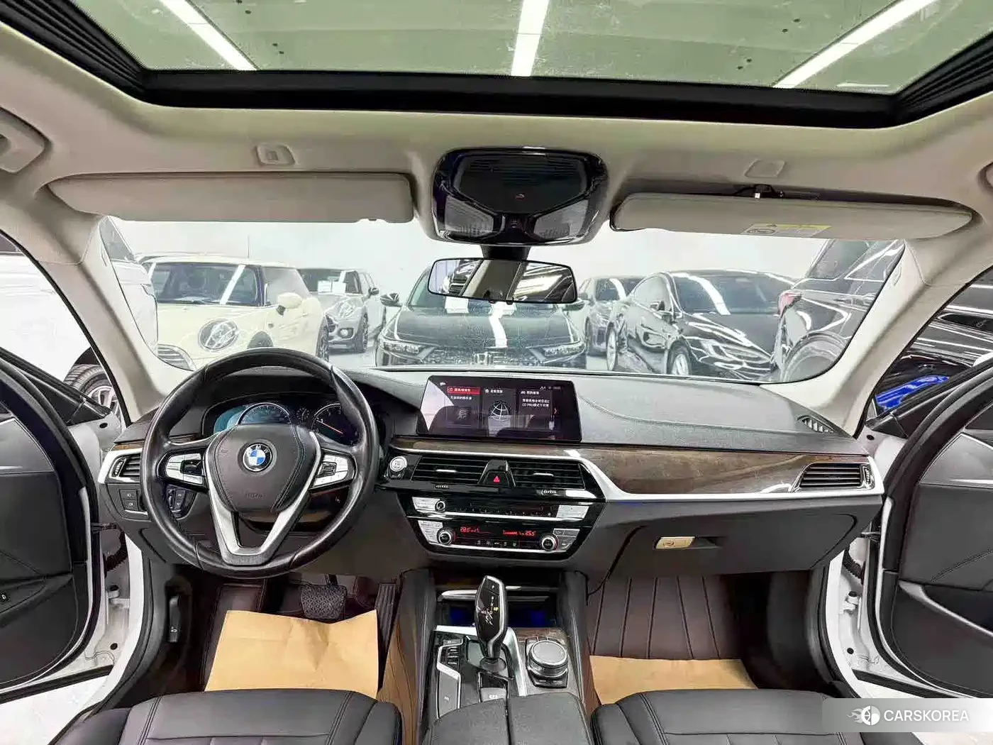 BMW 5 series 2018 Белый из Китая, фото 5