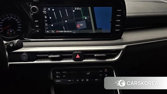 Kia K5 3rd generation 2022 Белый из Кореи, фото 5