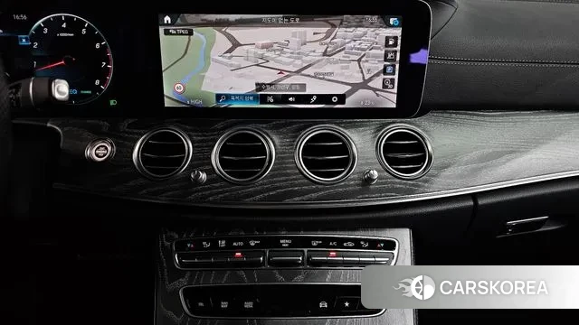 Mercedes-Benz E-Class W213 2021 Синий из Кореи, фото 5