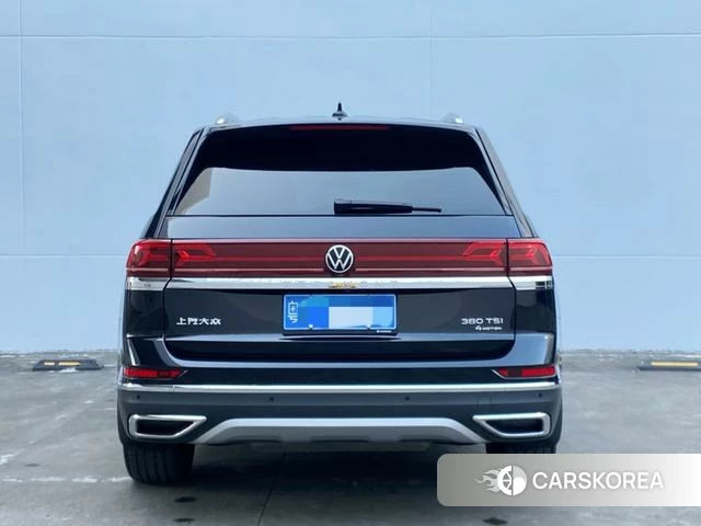 Volkswagen Tourang 2024 Черный из Китая, фото 5