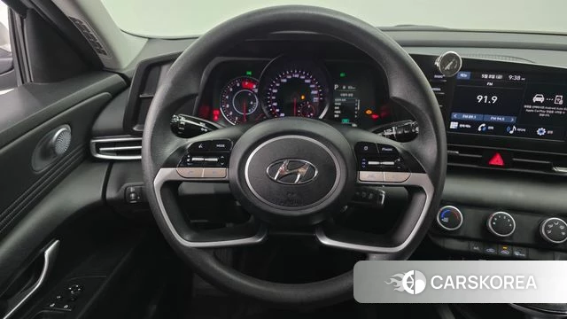 Hyundai Avante (CN7) 2022 Серебристо-серый из Кореи, фото 5