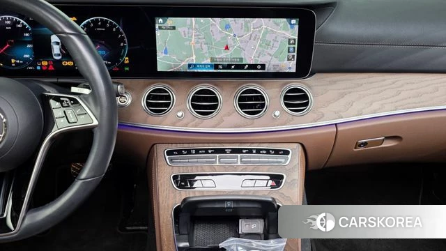 Mercedes-Benz E-Class W213 2022 Белый из Кореи, фото 5