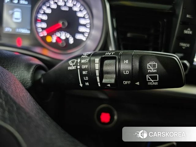 Kia Stonic 2018 Белый из Кореи, фото 5
