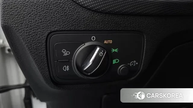 Audi Q2 2020 Белый из Кореи, фото 5