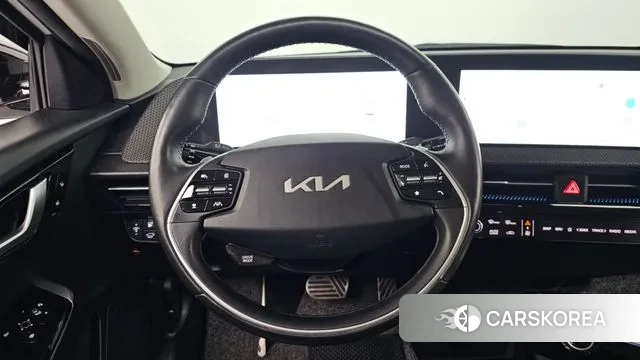 Kia EV6 2023 Белый из Кореи, фото 5