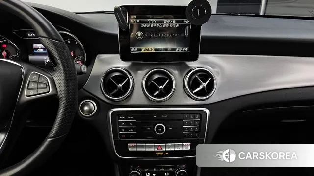 Mercedes-Benz GLA-Class X156 2019 Белый из Кореи, фото 5