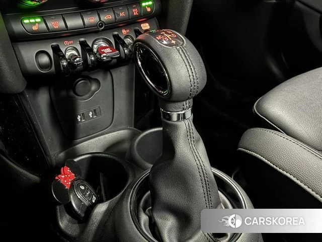 Mini Cooper 2019 Красный из Кореи, фото 5