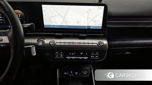 Hyundai Kona (SX2) 2024 Белый из Кореи, фото 5